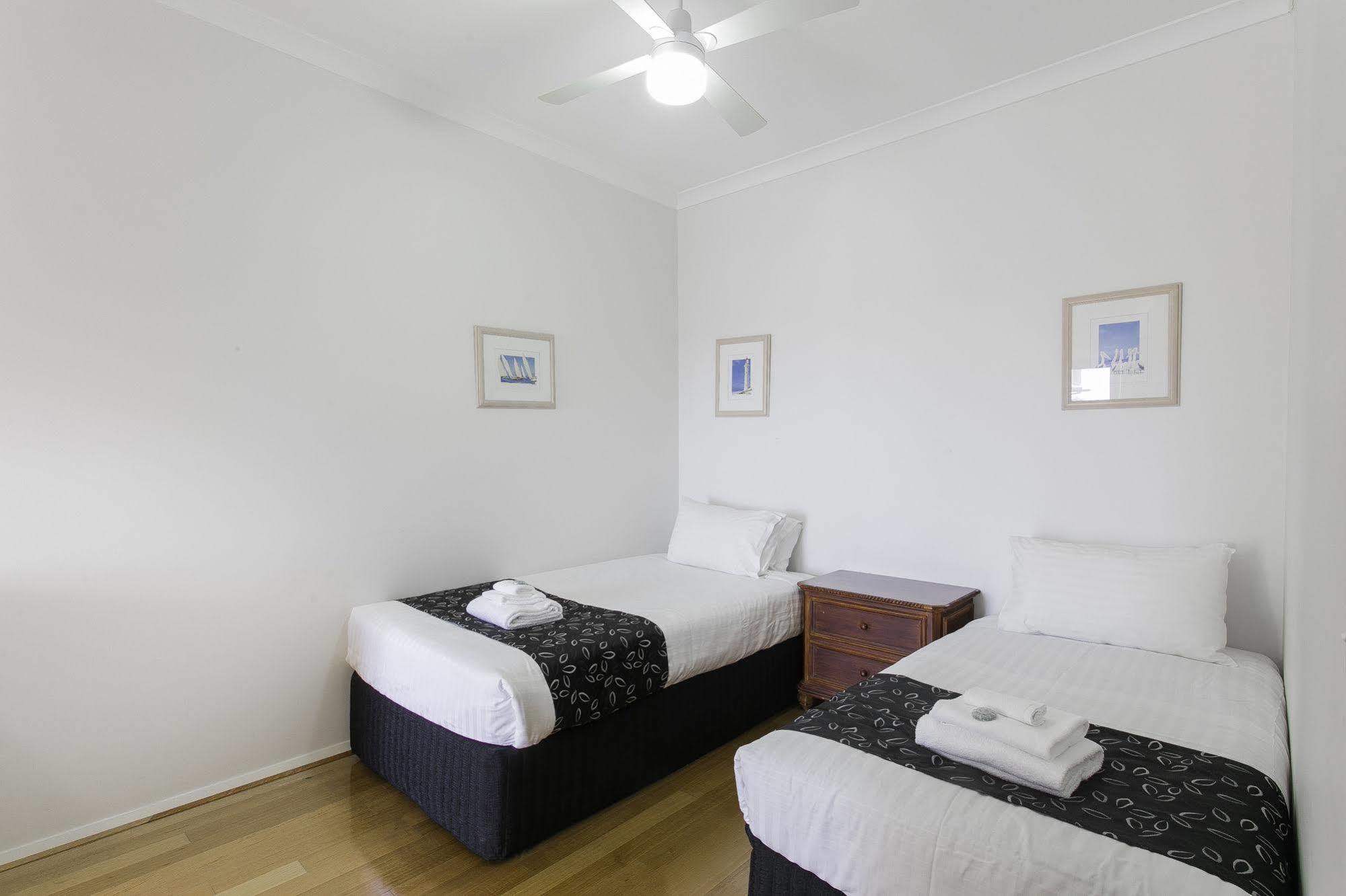 Boardwalk By Rockingham Apartments ภายนอก รูปภาพ