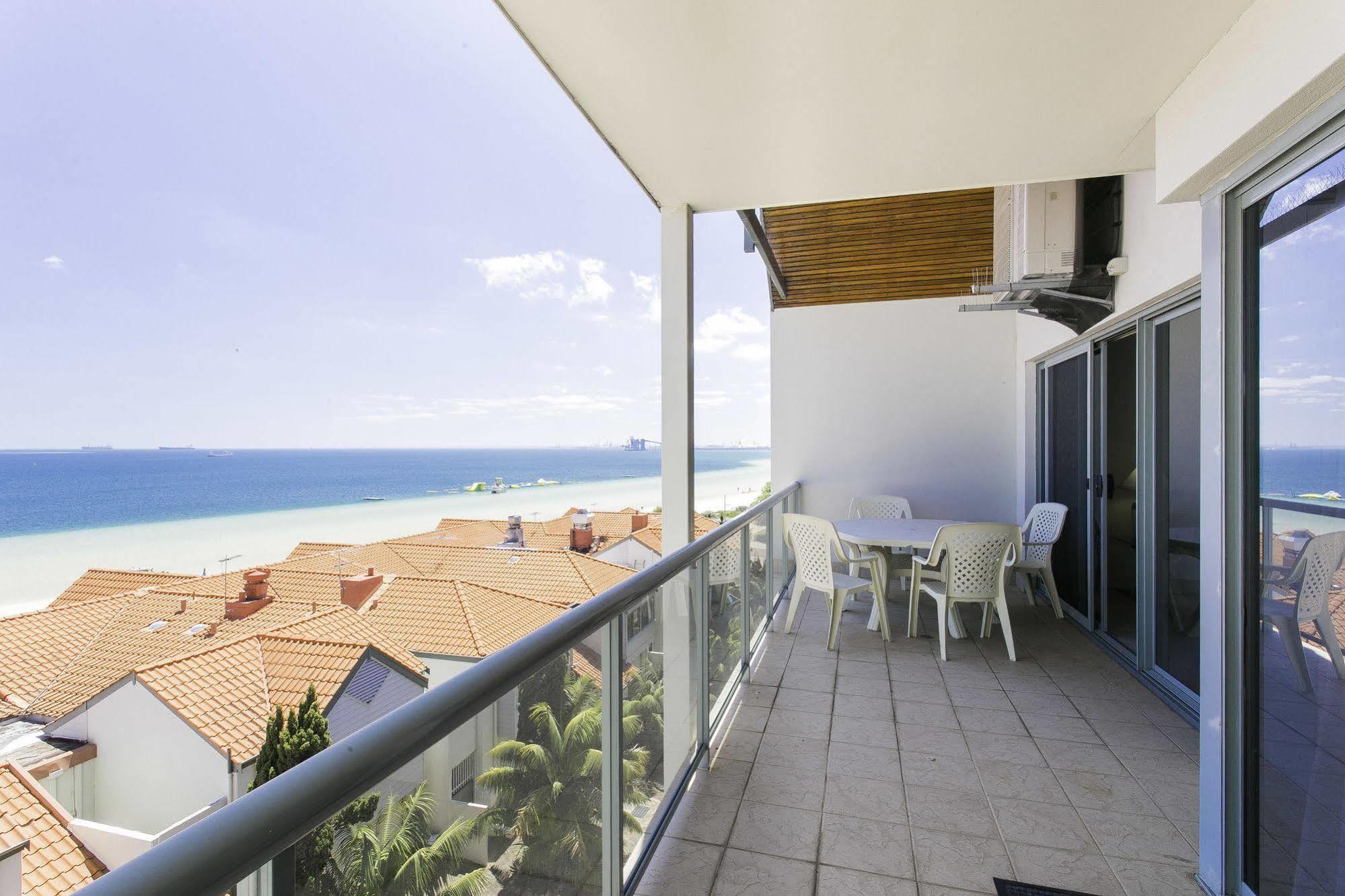 Boardwalk By Rockingham Apartments ภายนอก รูปภาพ