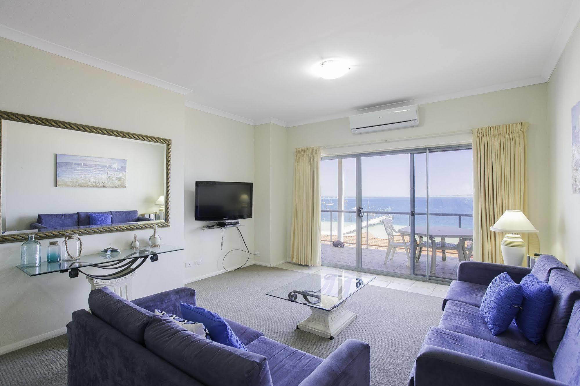 Boardwalk By Rockingham Apartments ภายนอก รูปภาพ