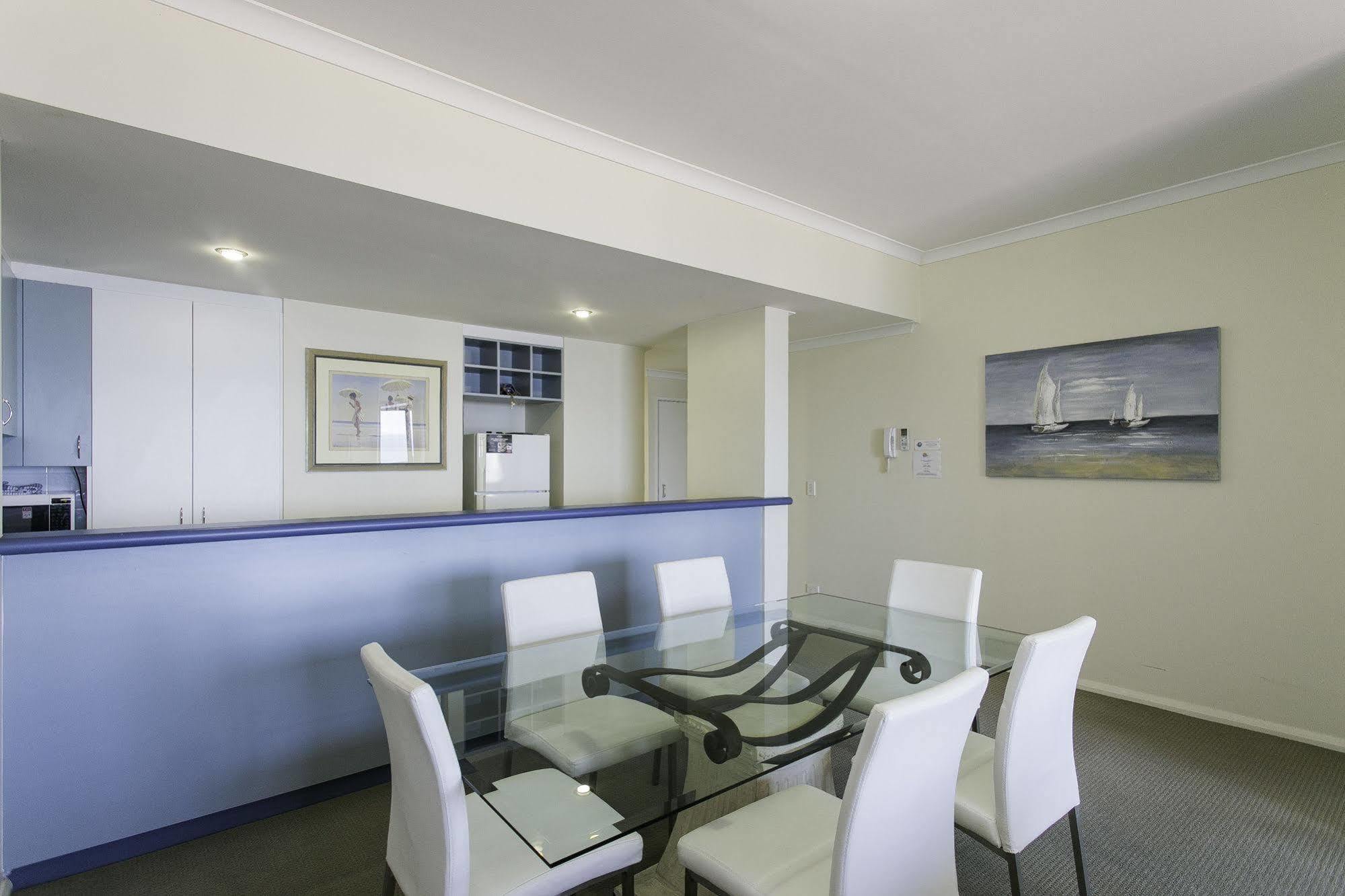 Boardwalk By Rockingham Apartments ภายนอก รูปภาพ
